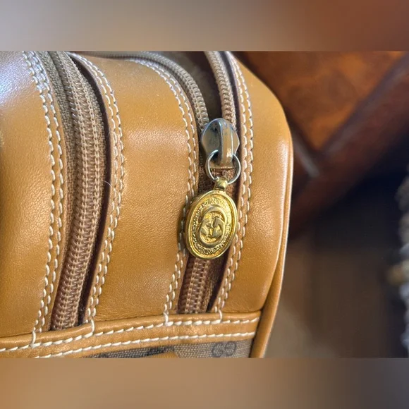 80s Vintage Gucci African Mignon Brown Micro GG Crossbody Bag - Picture 14 of 16